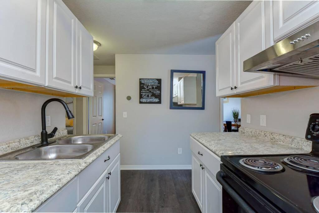 Driftwood Castle Urban Oasis With Firepit Near Convention Center And Amalie Arena, Room For 6 Tampa Exterior foto